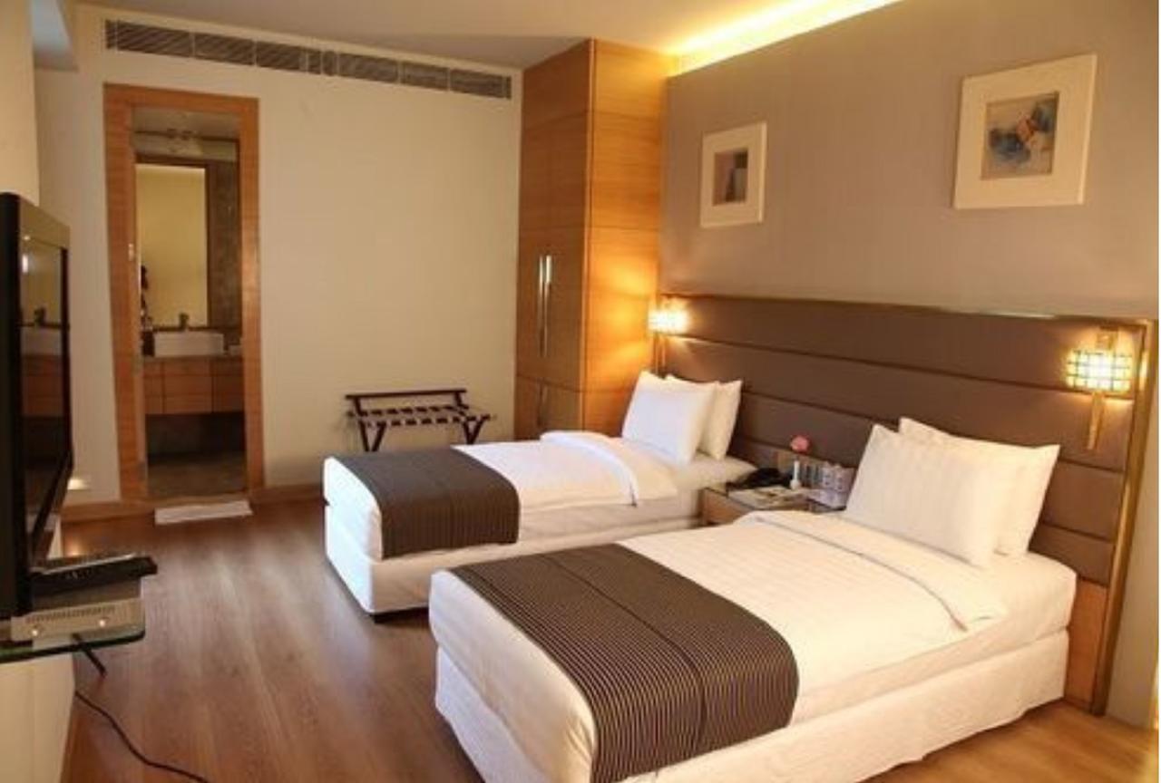 Middleton Inn Колката Екстериор снимка