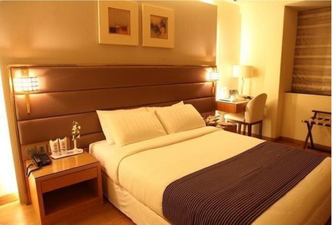 Middleton Inn Колката Екстериор снимка